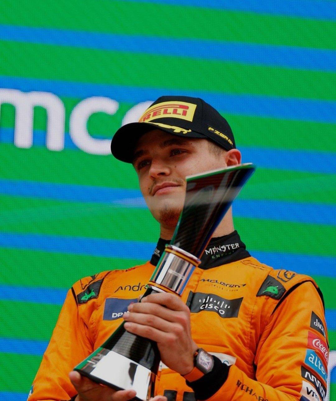 polesitter-lando-norris-at-the-sharp-end-of-formula-1-race-in-barcelon