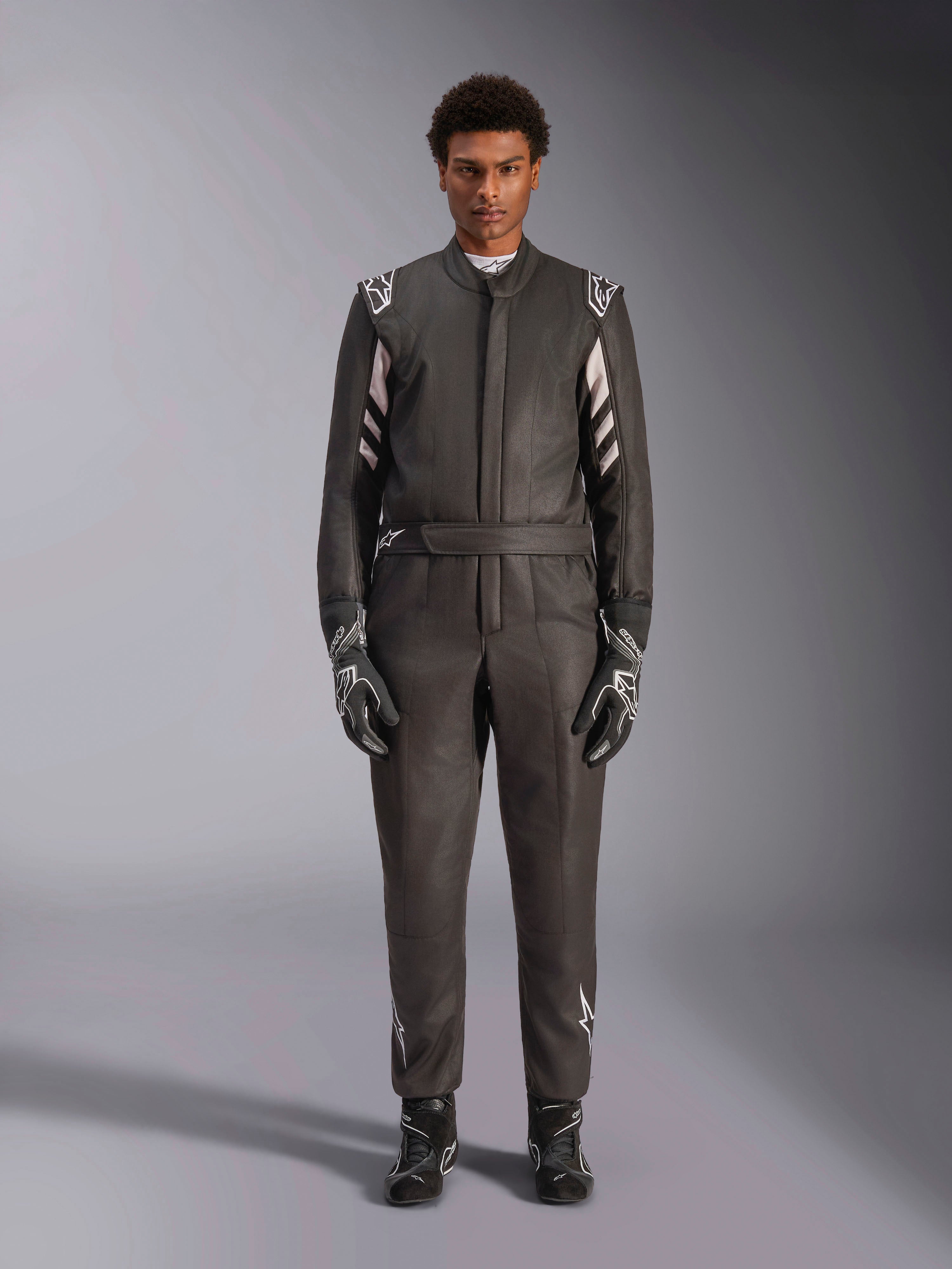 GP Race V3 - Black Auto Suit | Alpinestars®