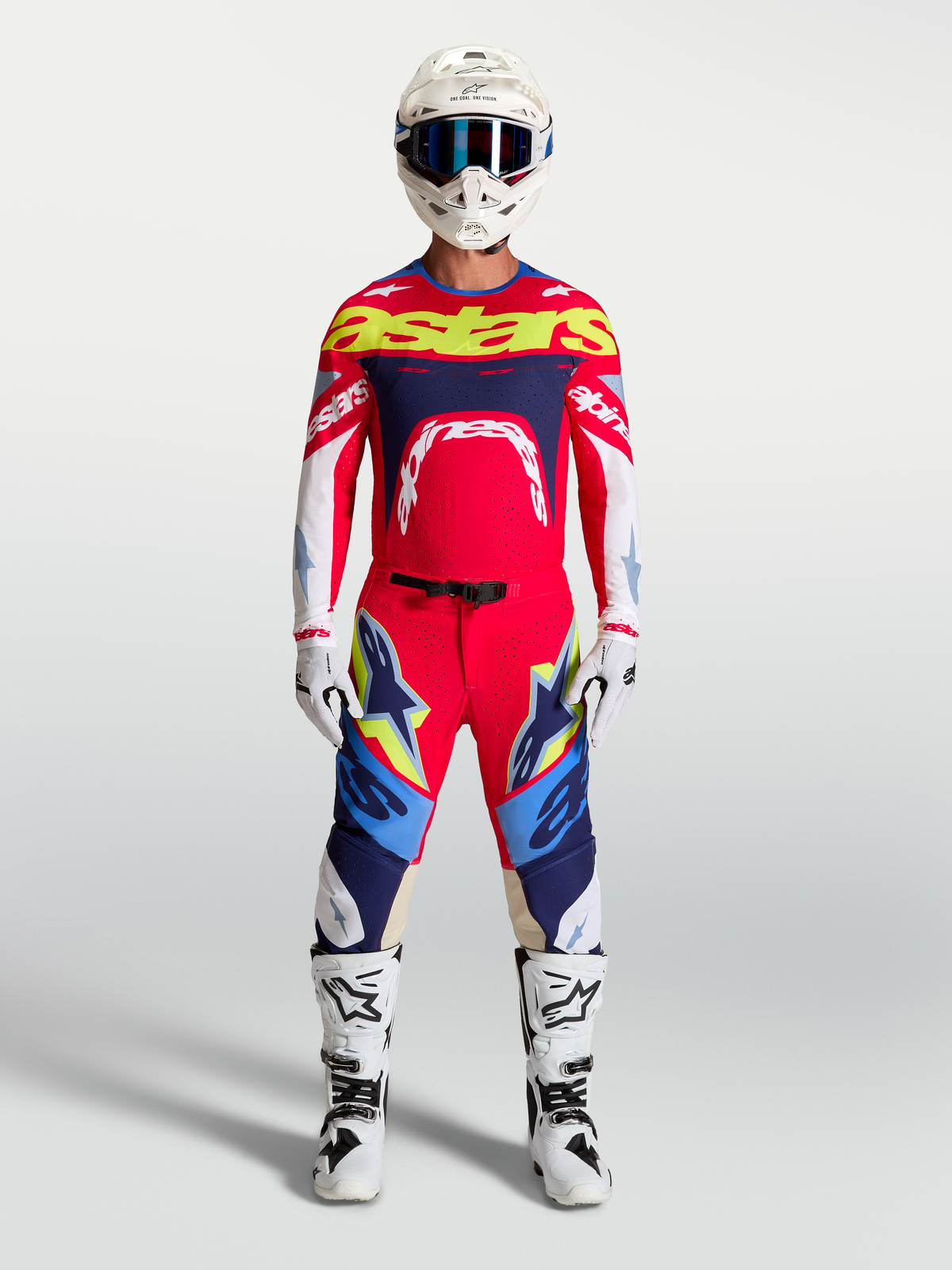 Alpinestars Supertech Dyna Jersey, Motocross Racing, Men's, Fire Red and Navy Blue, Stretch Mesh, full gear on model.