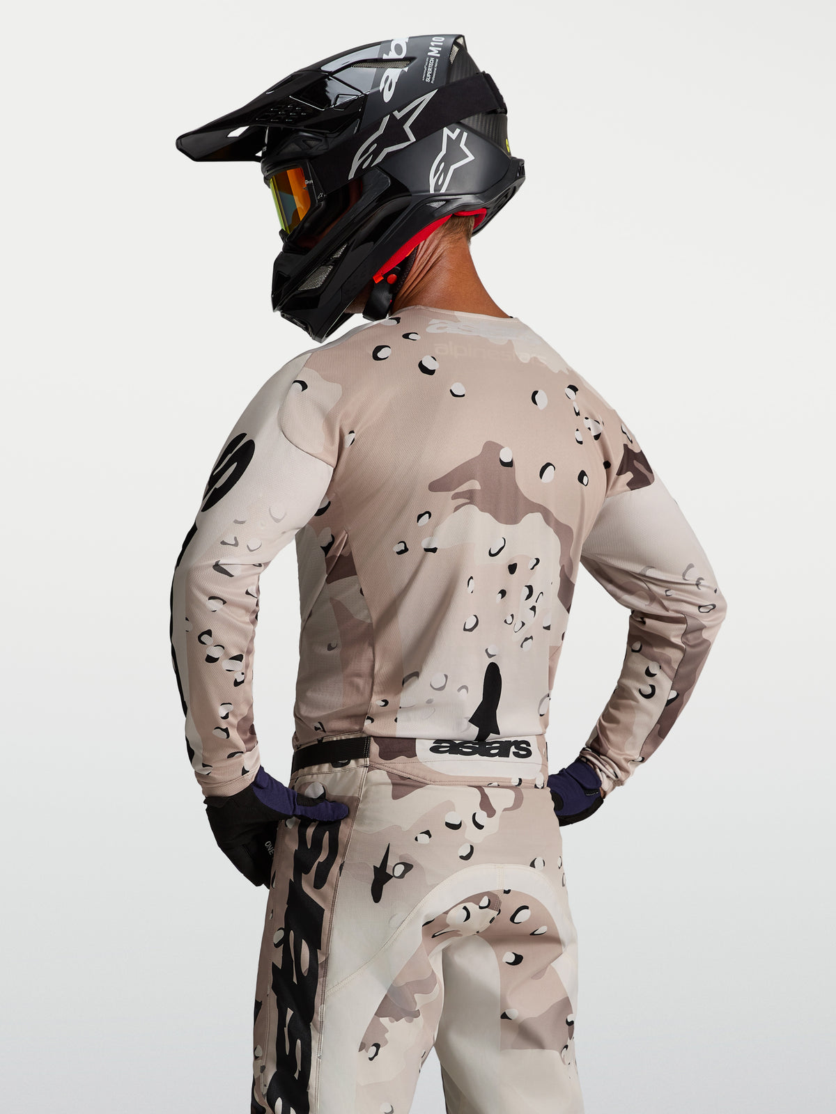 Alpinestars Racer Lone Jersey, Men's Motocross Jersey, Desert Camo and Black, moisture-wicking polyfabric and race fit.