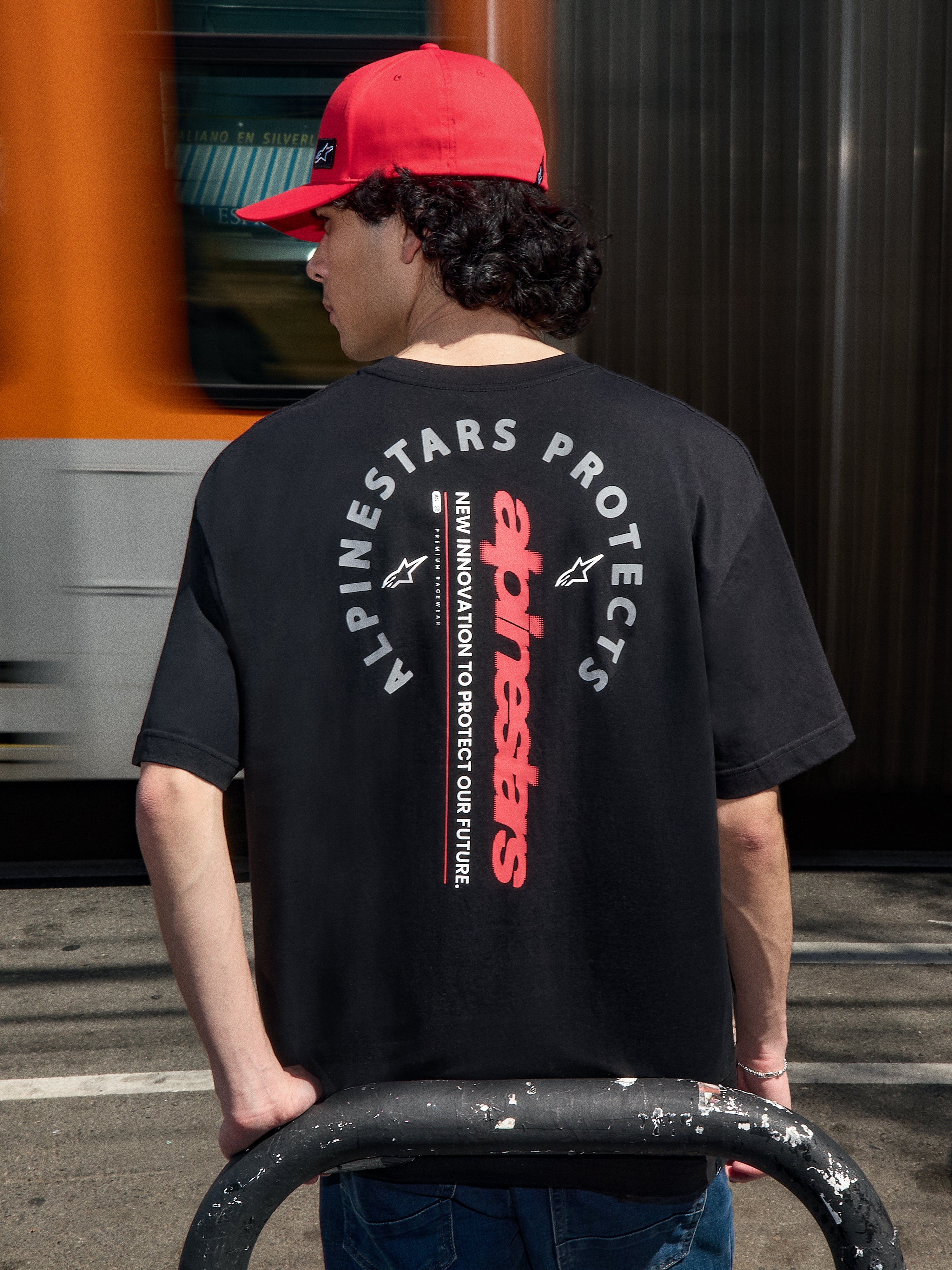 Overhang Oversized CSF - Black Sportswear Tee | Alpinestars®