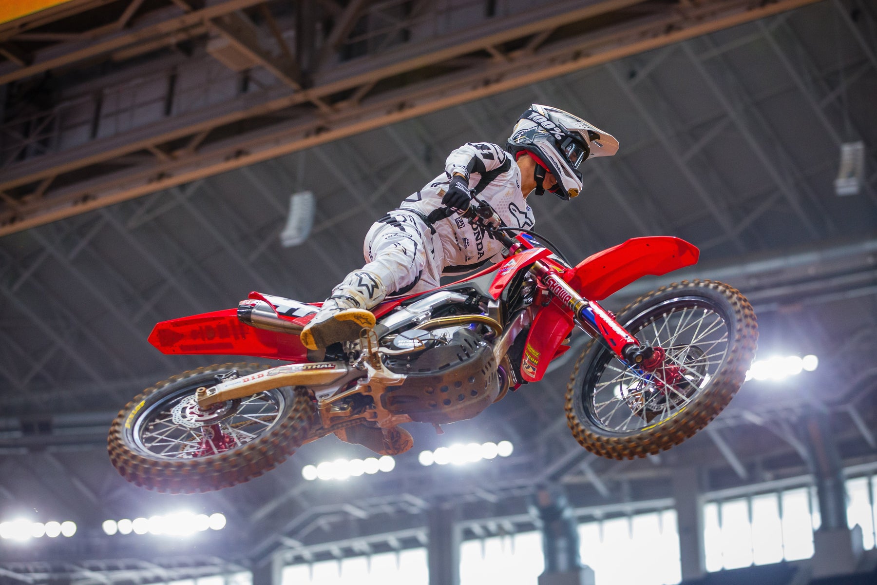 AGGRESSIVE PERFORMANCE SEES HUNTER LAWRENCE POWER TO 250SX (WEST) GLORY AT ARLINGTON 2