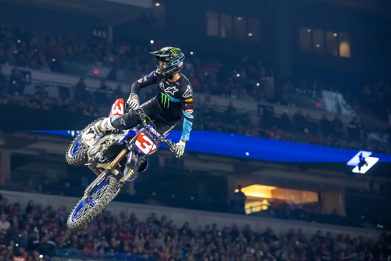 ALPINESTARS TOP SEVEN LOCK-OUT AS ELI TOMAC CONTINUES WINNING STREAK WITH VICTORY IN THE 450SX RACE IN INDIANAPOLIS; JUSTIN BARCIA SECOND, MARVIN MUSQUIN THIRD