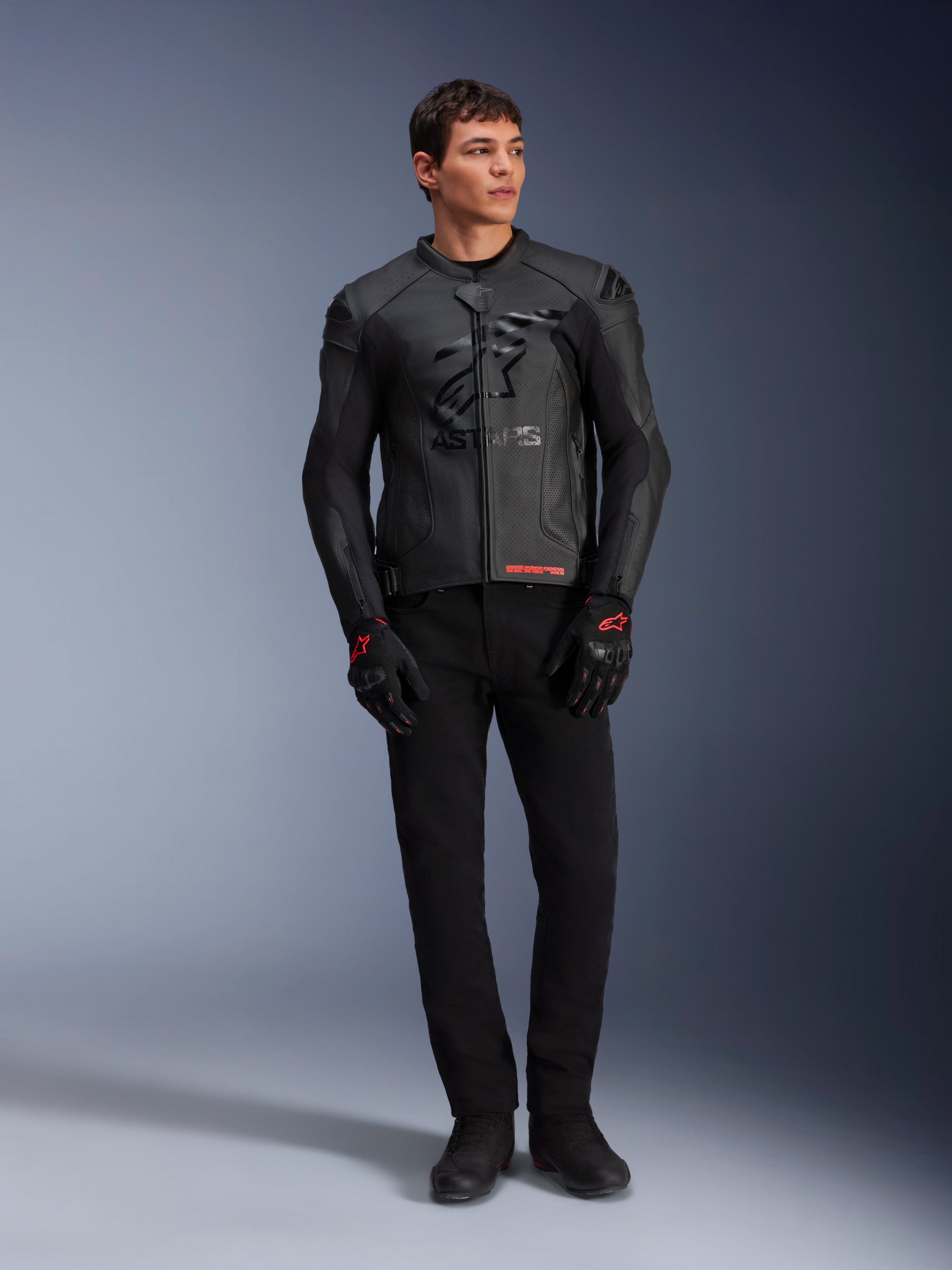 GP Plus R V4 Airflow - Black Motorcycle Jacket | Alpinestars®