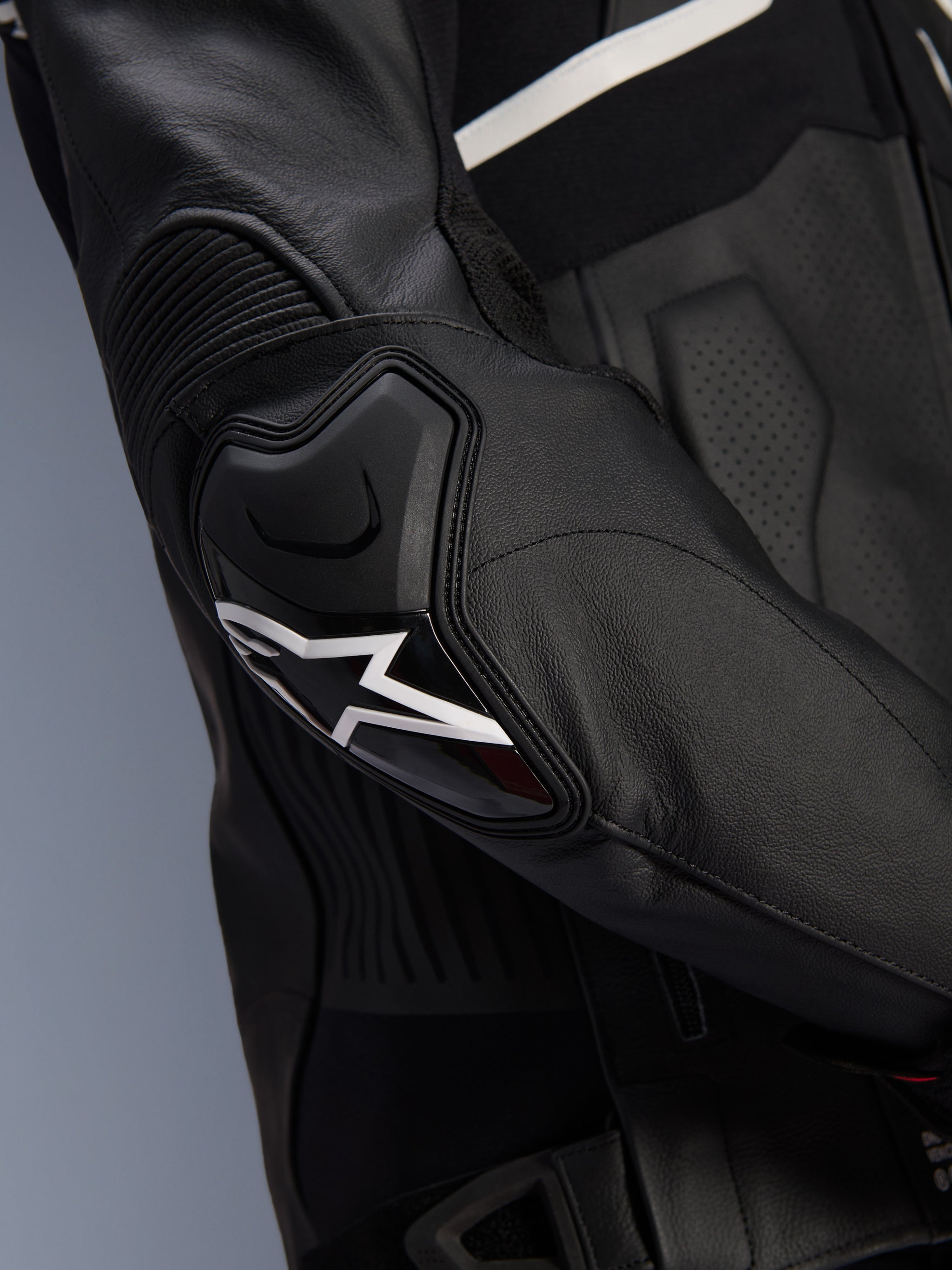 Atem V5 Leather Jacket