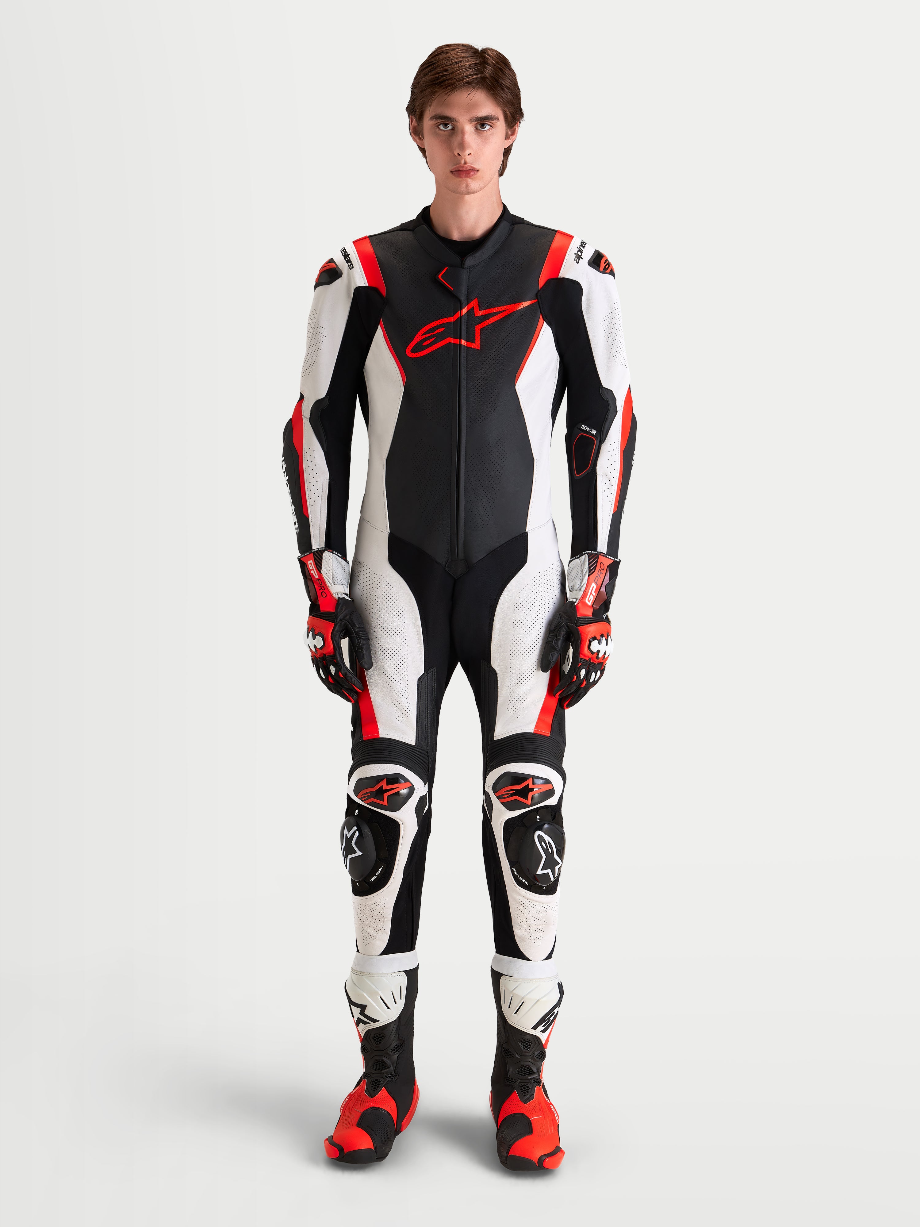 Missile V3 Leather - Black Motorcycle Suit | Alpinestars®