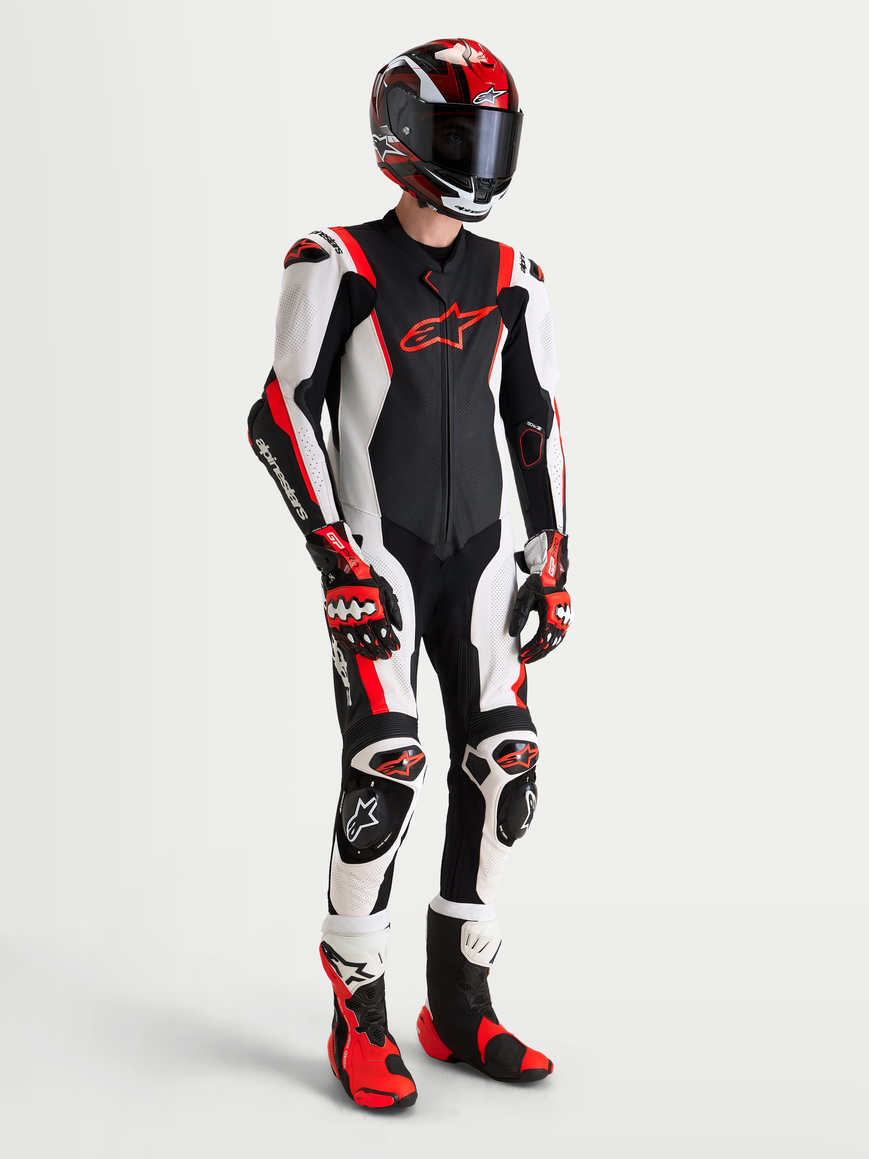 Missile V3 Leather - Black Motorcycle Suit | Alpinestars®