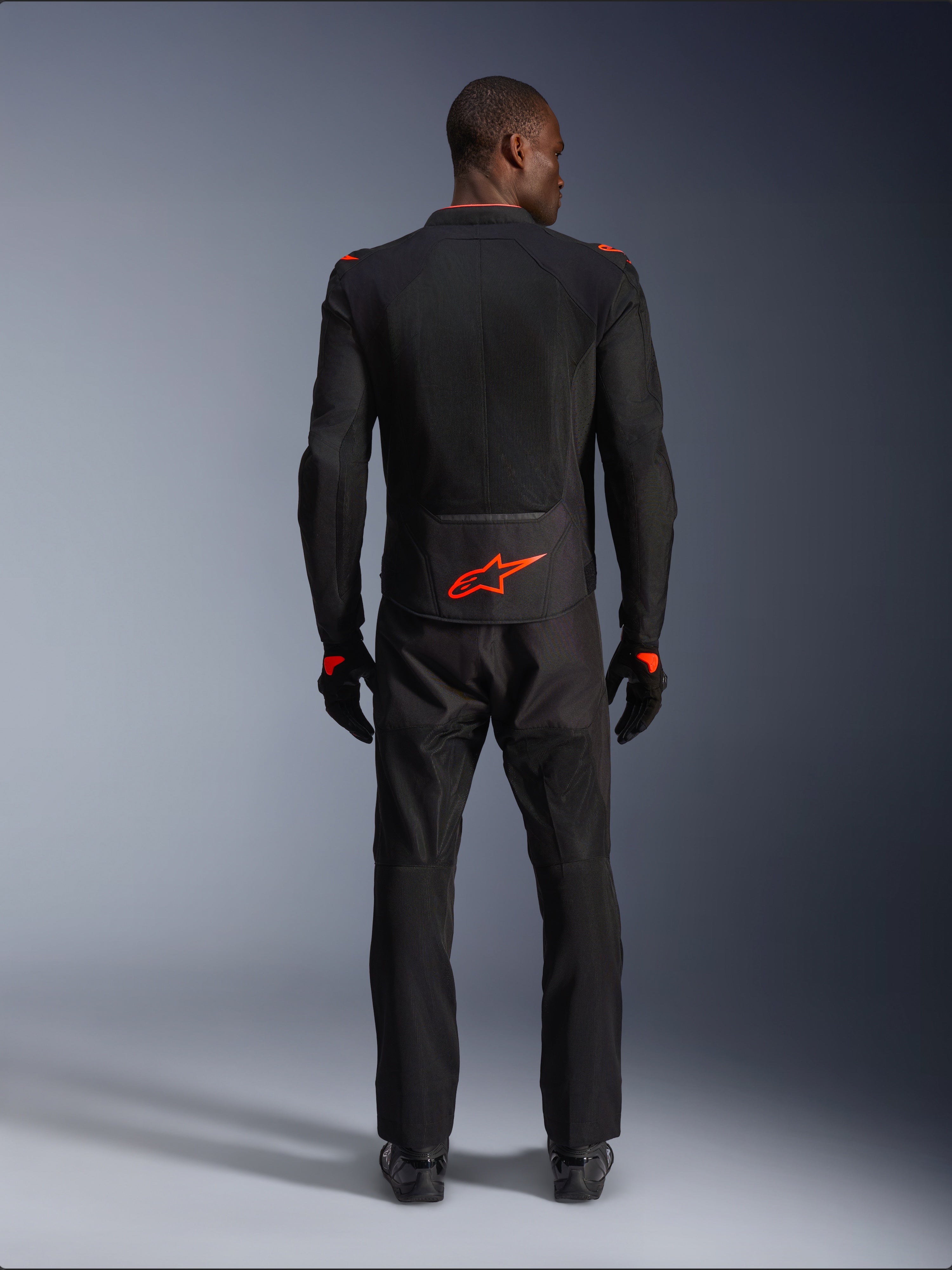Viper Air V4 - Black Motorcycle Jacket | Alpinestars®