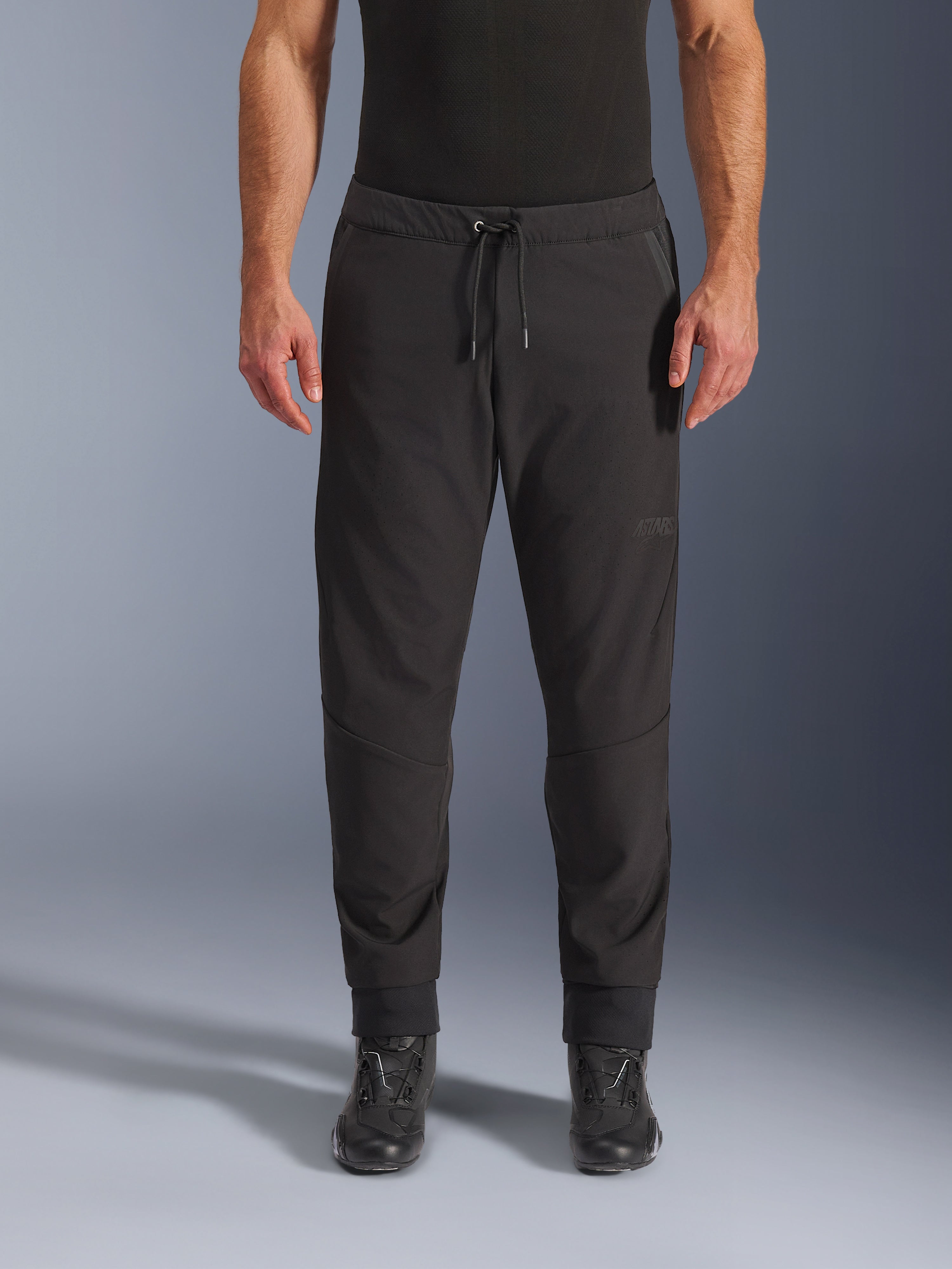 Aeroshell Airflow - Black Motorcycle Pants | Alpinestars®