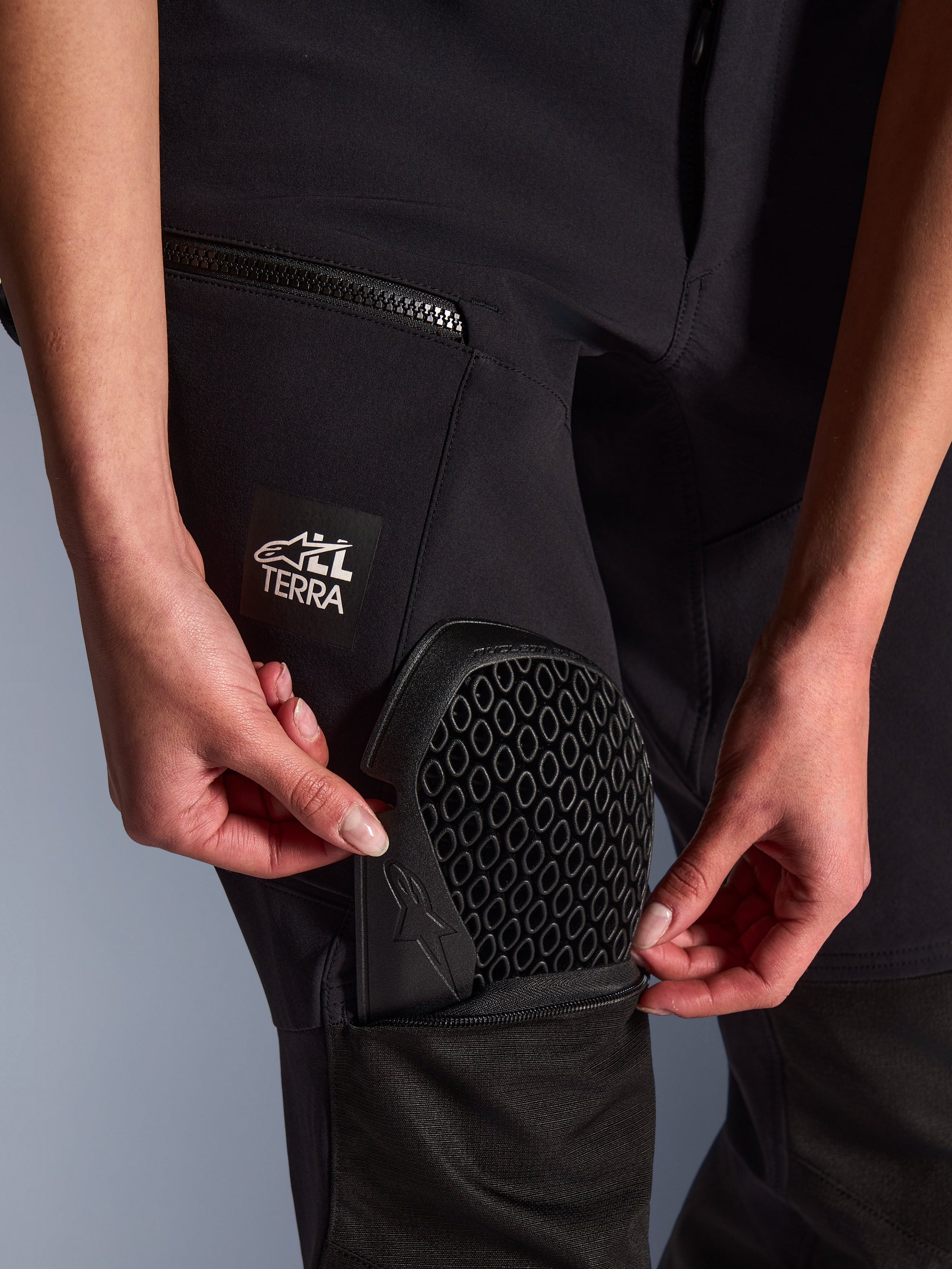 Woman Stella Flex-AST Explorer Pants