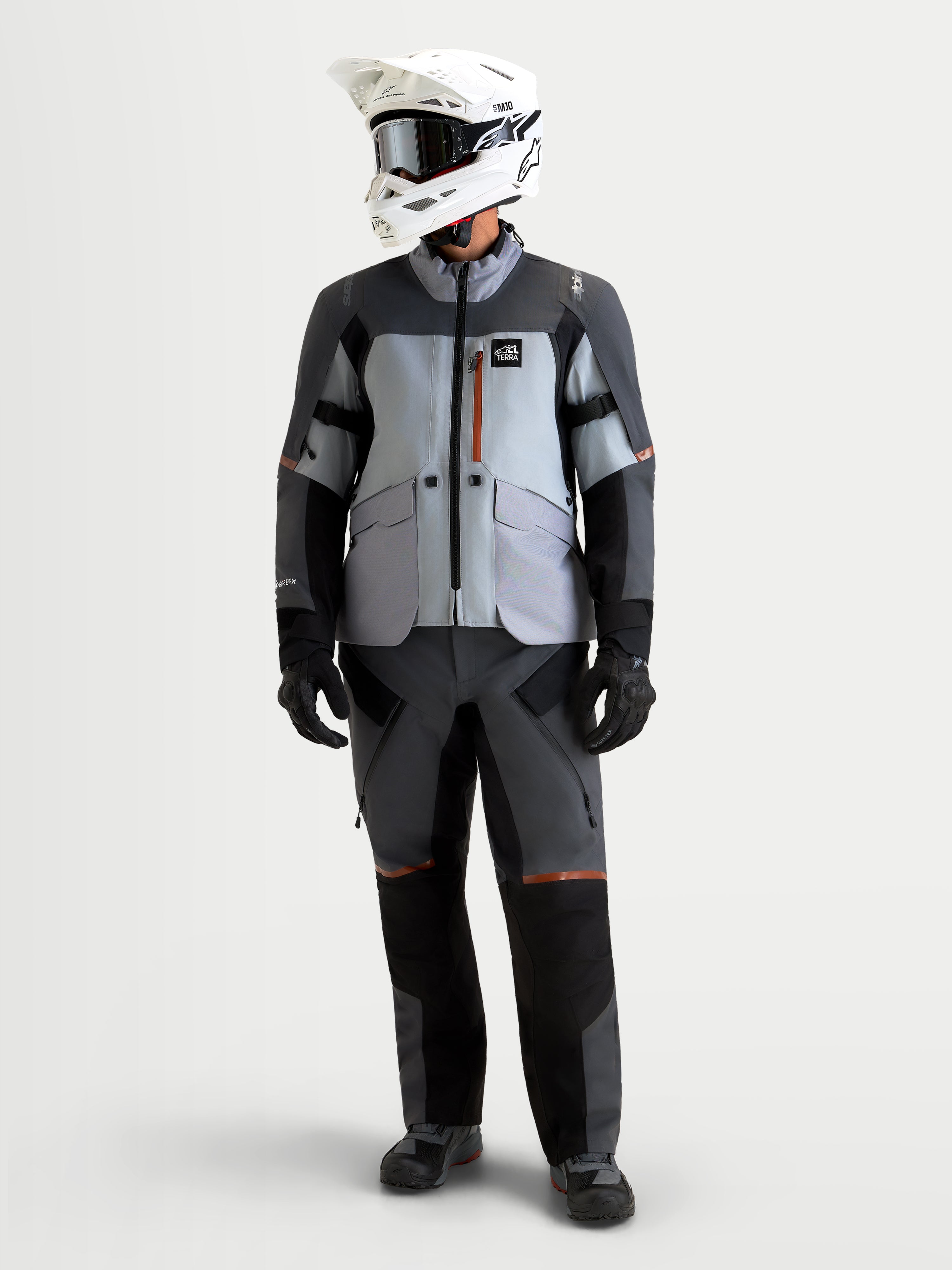 ST-7 V2 GORE-TEX® - Gray Motorcycle Gear Set | Alpinestars®