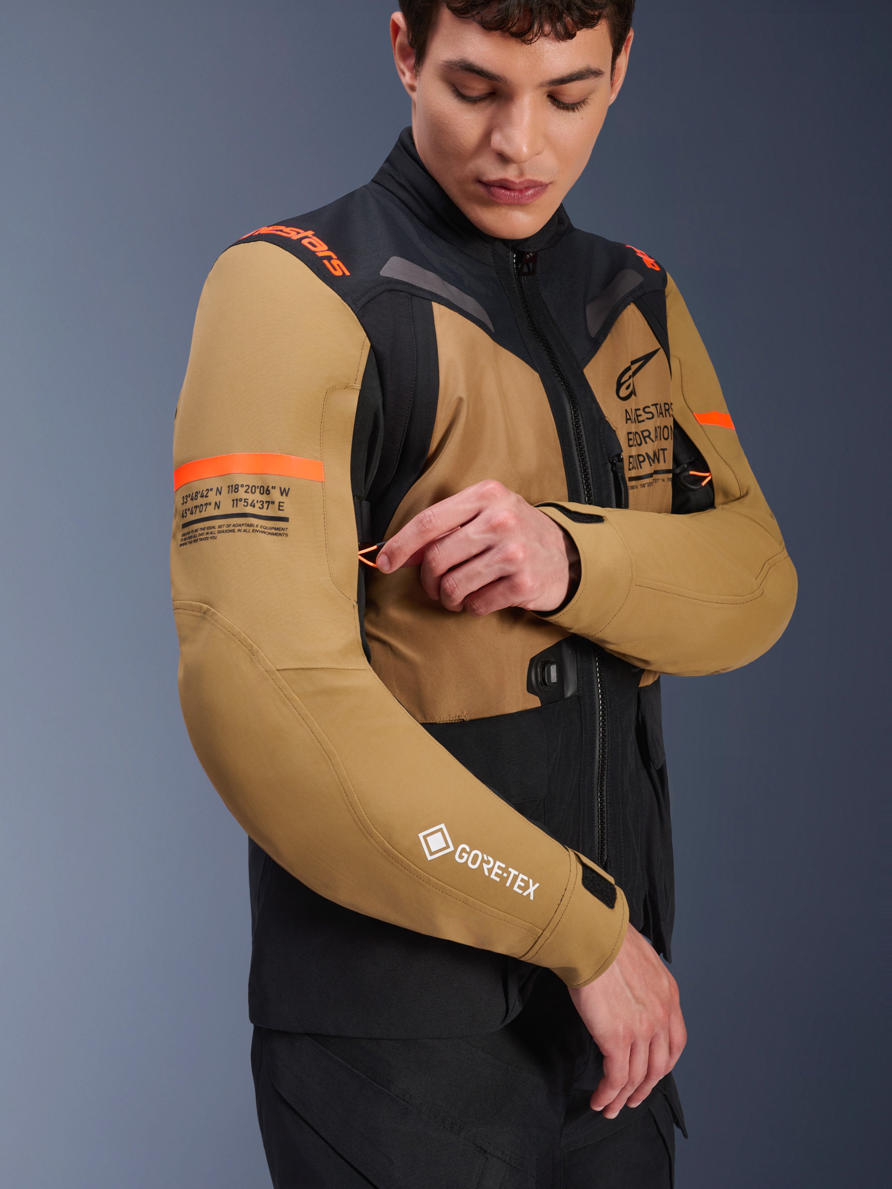 ST-7 2L Gore-Tex - Brown Motorcycle Jacket | Alpinestars®