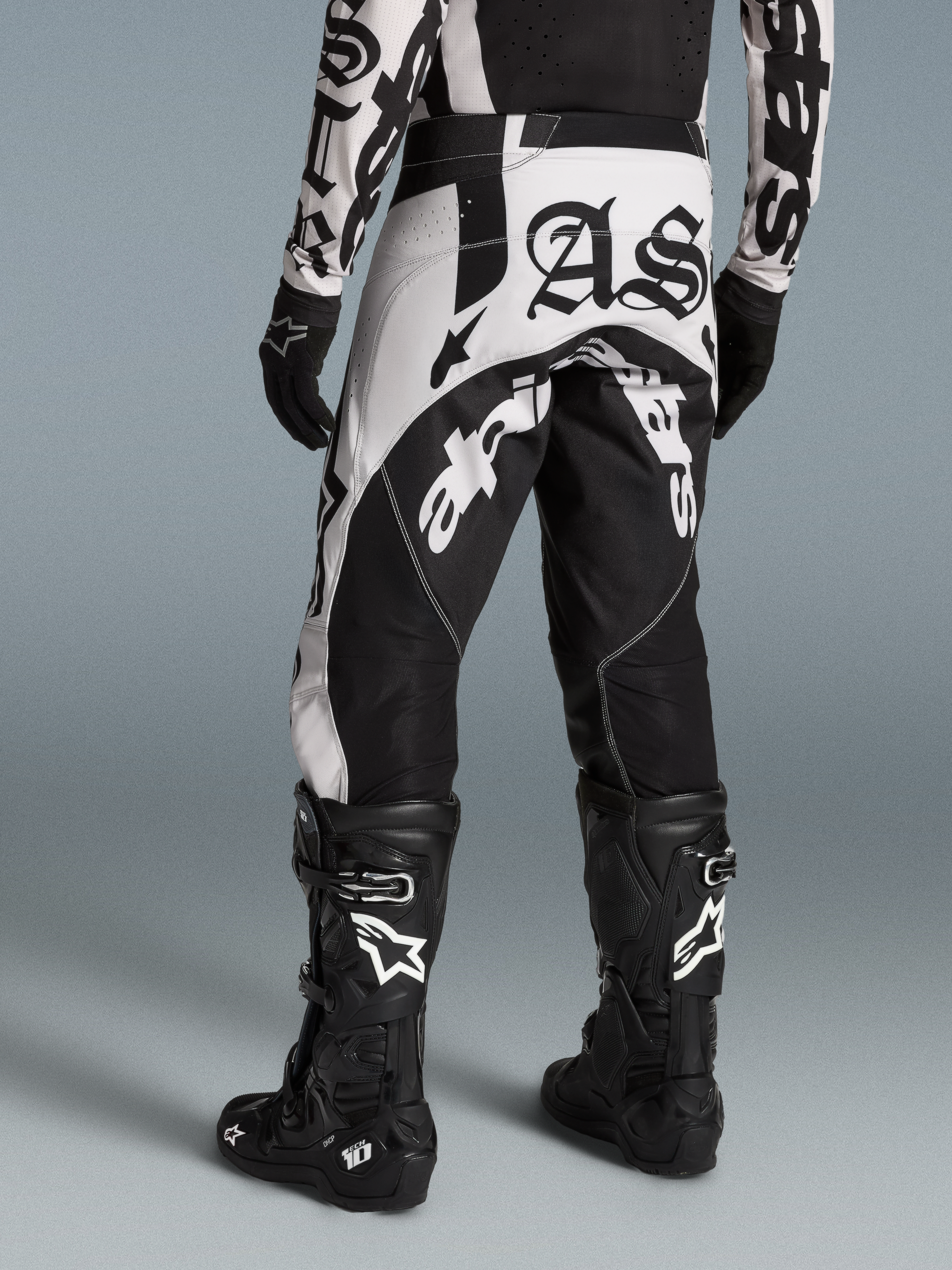 Limited Edition Techstar Wolf Dust Pants