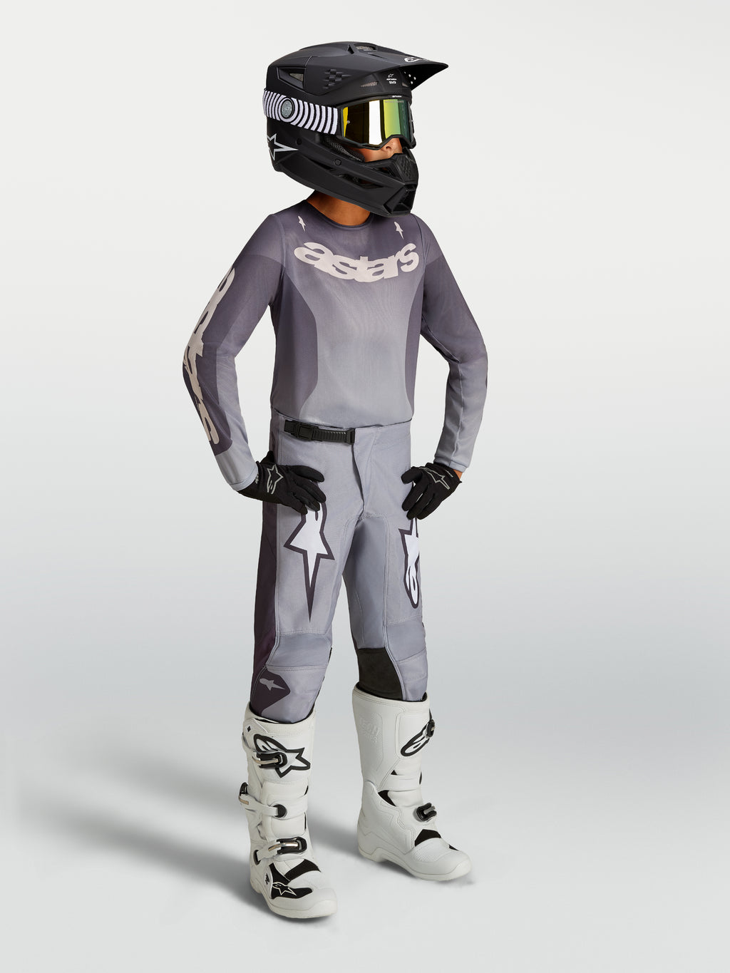 Alpinestars Youth Fluid Amber Pants in Sand, youth motocross pants featuring white star graphics and a pre-curved sport fit.