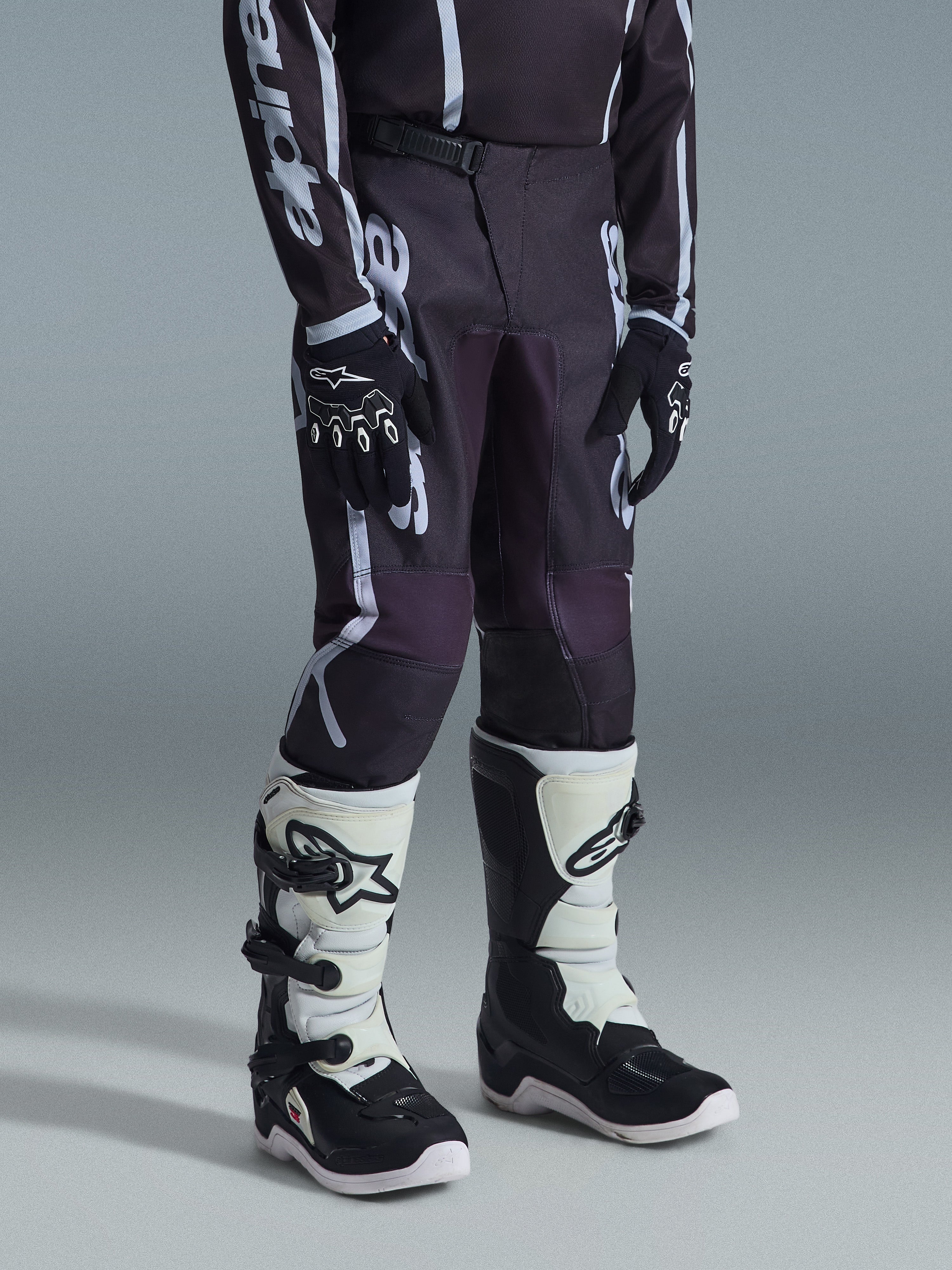 2026 Youth Fluid Apex - Black MX Pants | Alpinestars®