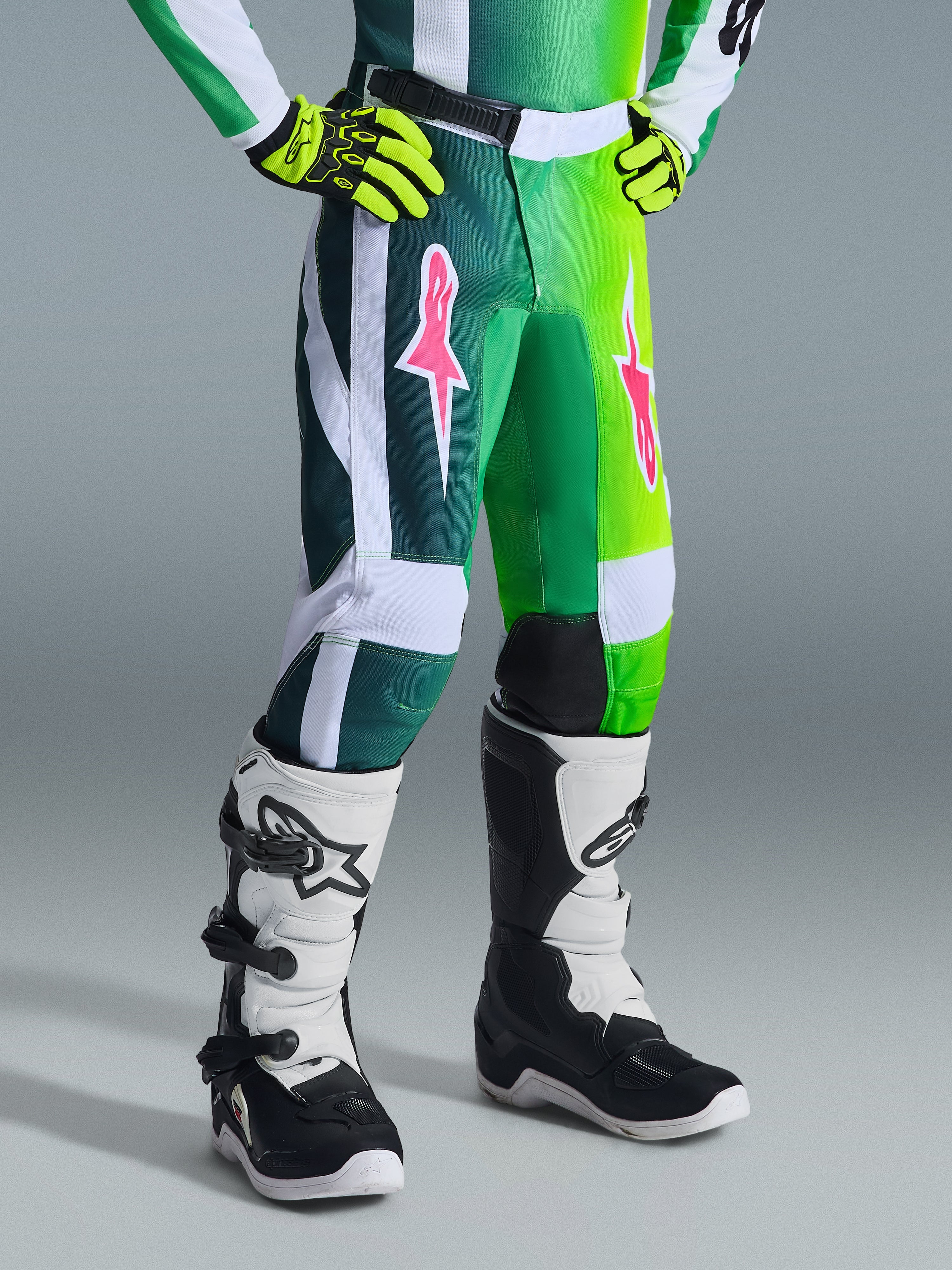 2026 Youth Fluid Portl - Green MX Pant | Alpinestars®