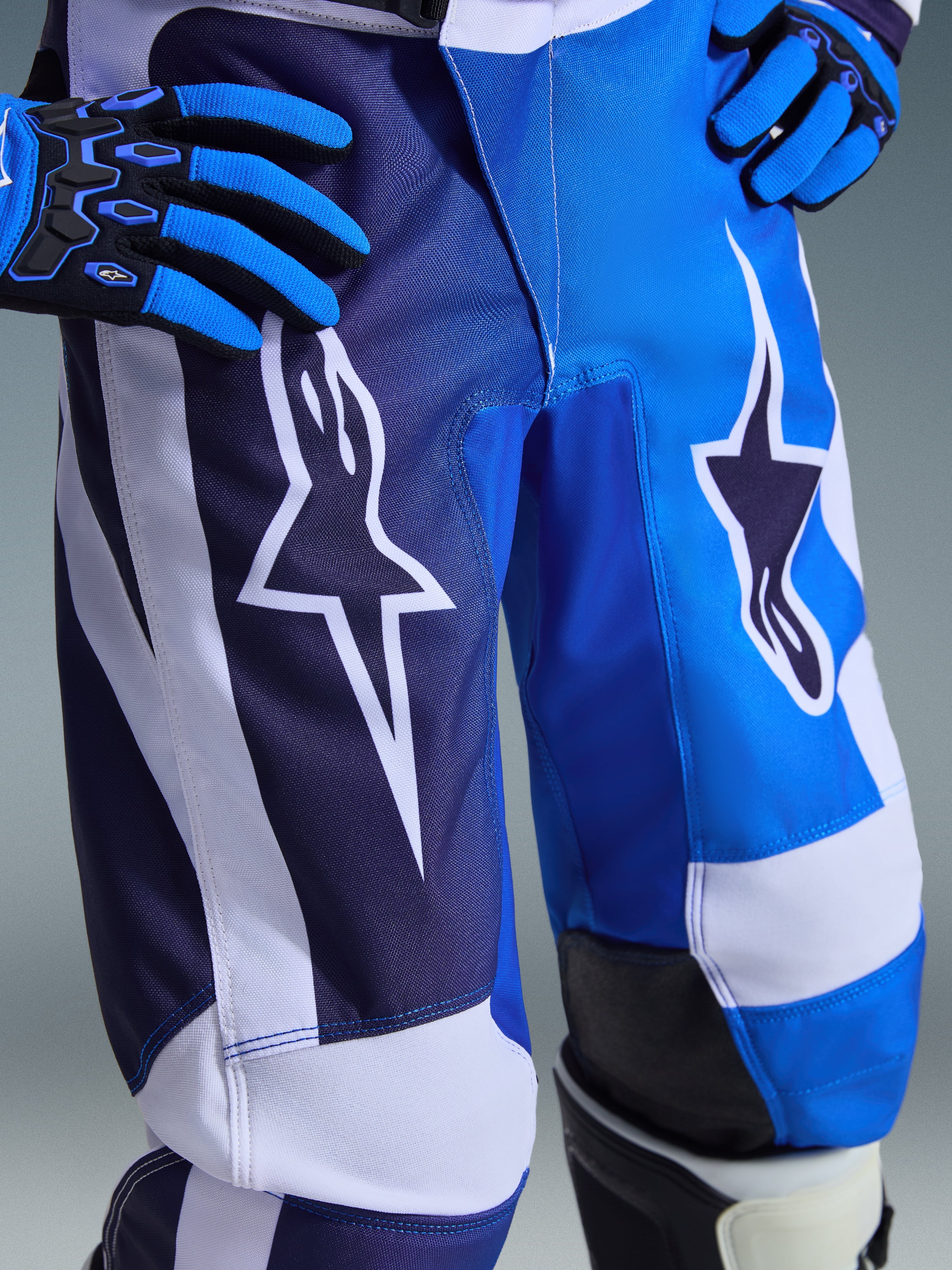 2026 Youth Fluid Portl - Blue MX Pants | Alpinestars®