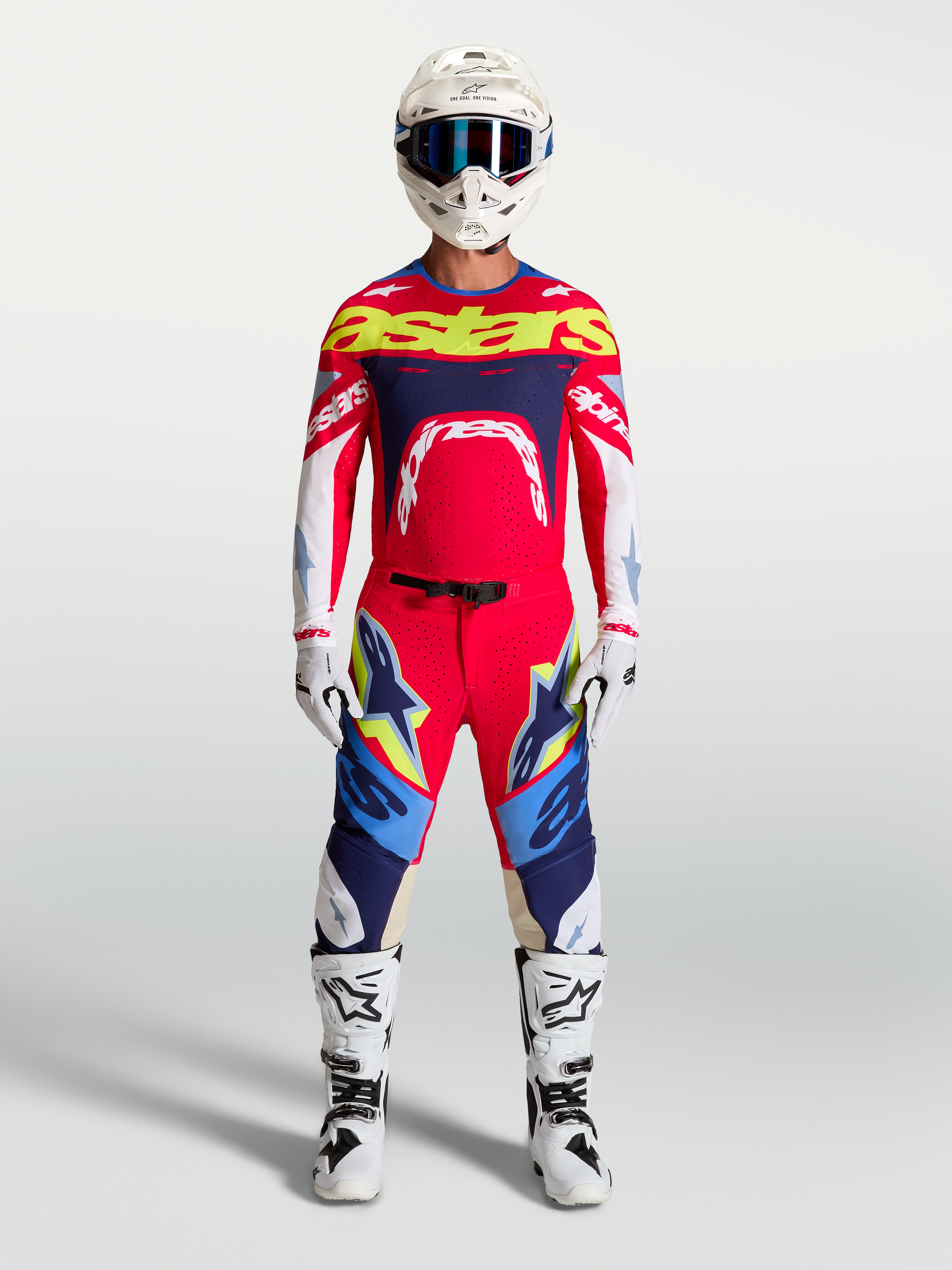 Alpinestars Supertech Dyna Jersey, Motocross Racing, Men's, Fire Red and Navy Blue, Stretch Mesh, full gear on model.