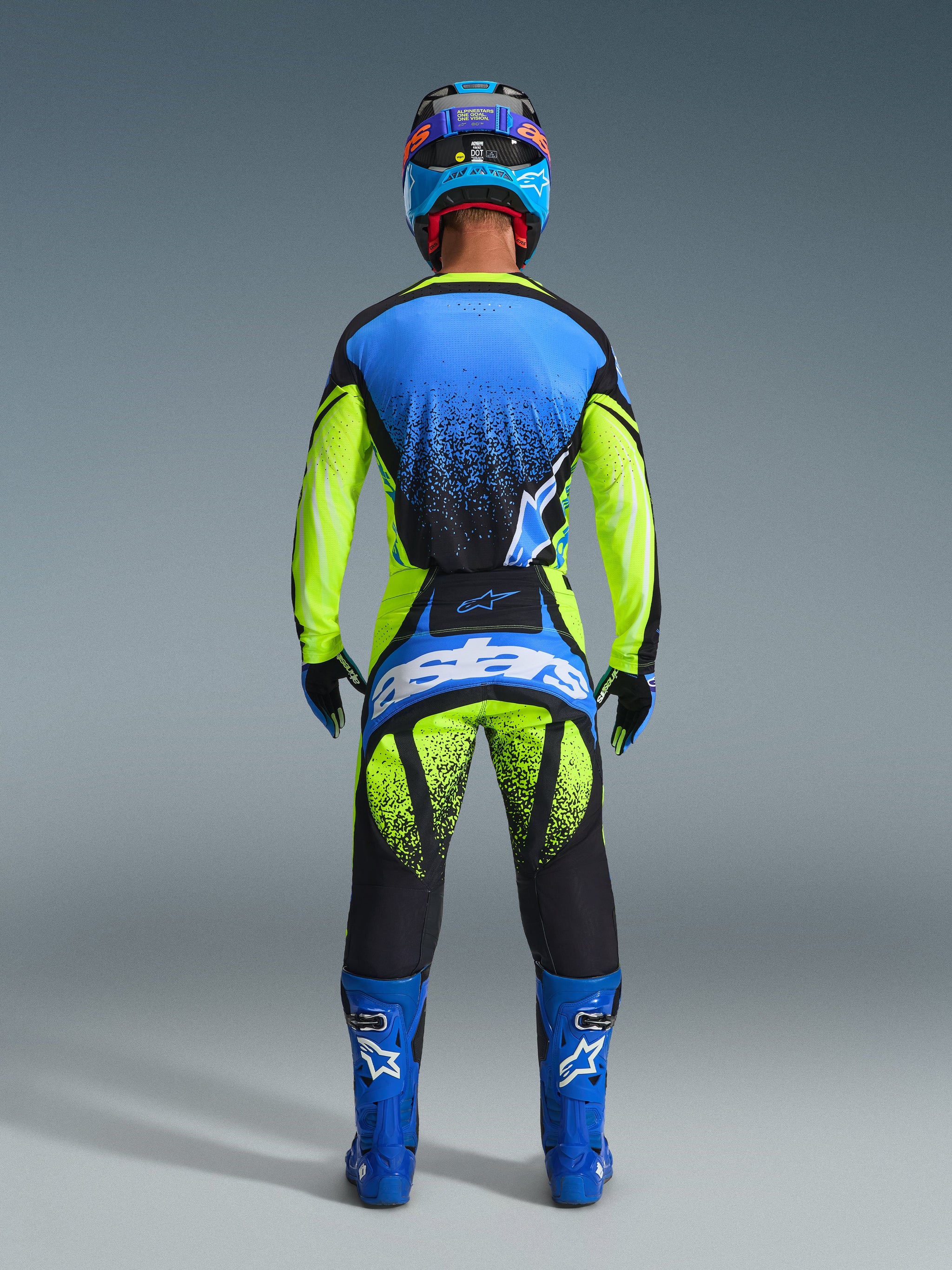 2026 Techstar Nomur Gear Set