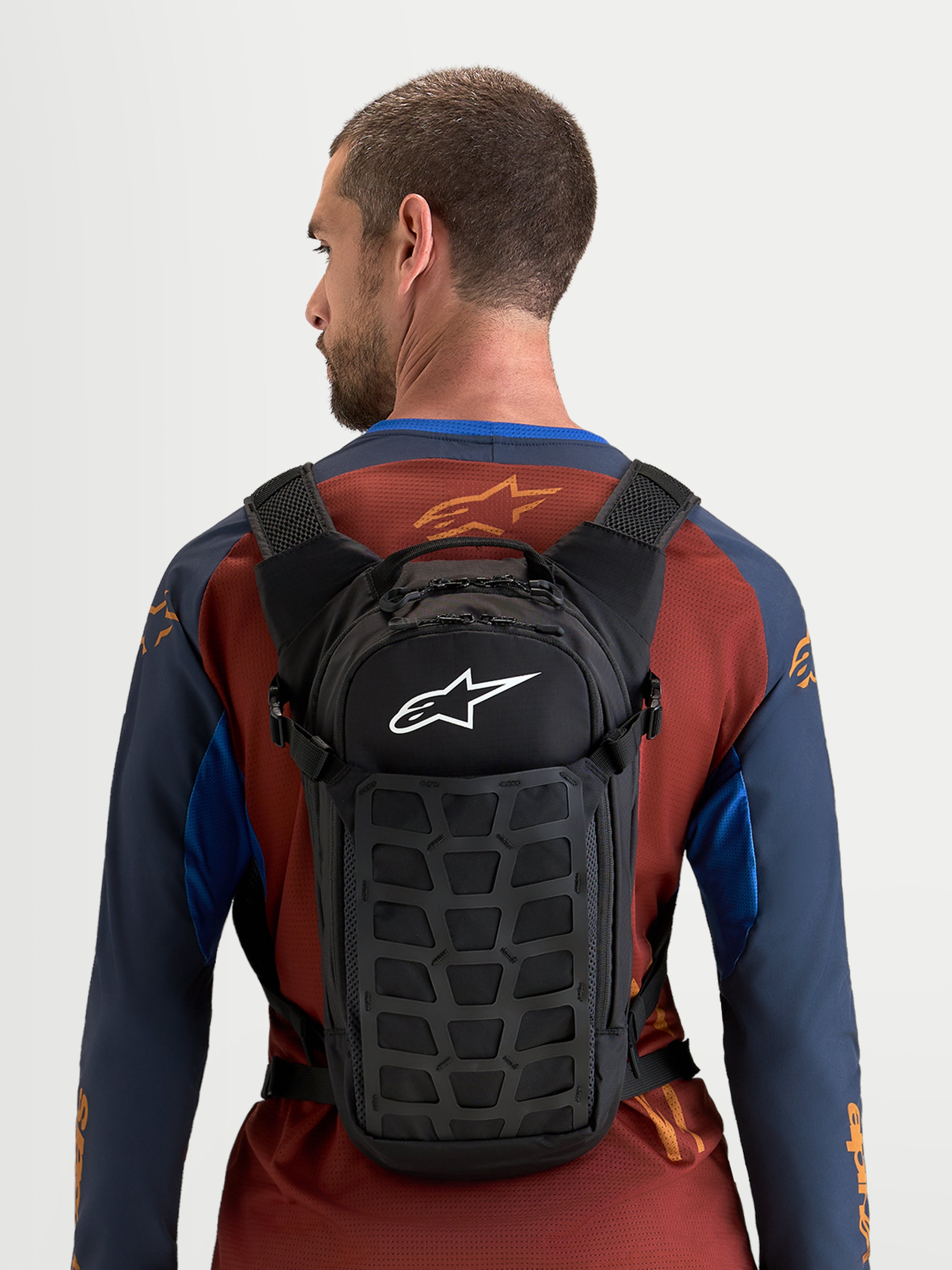 Motorcycle Packs & Bags | Alpinestars®