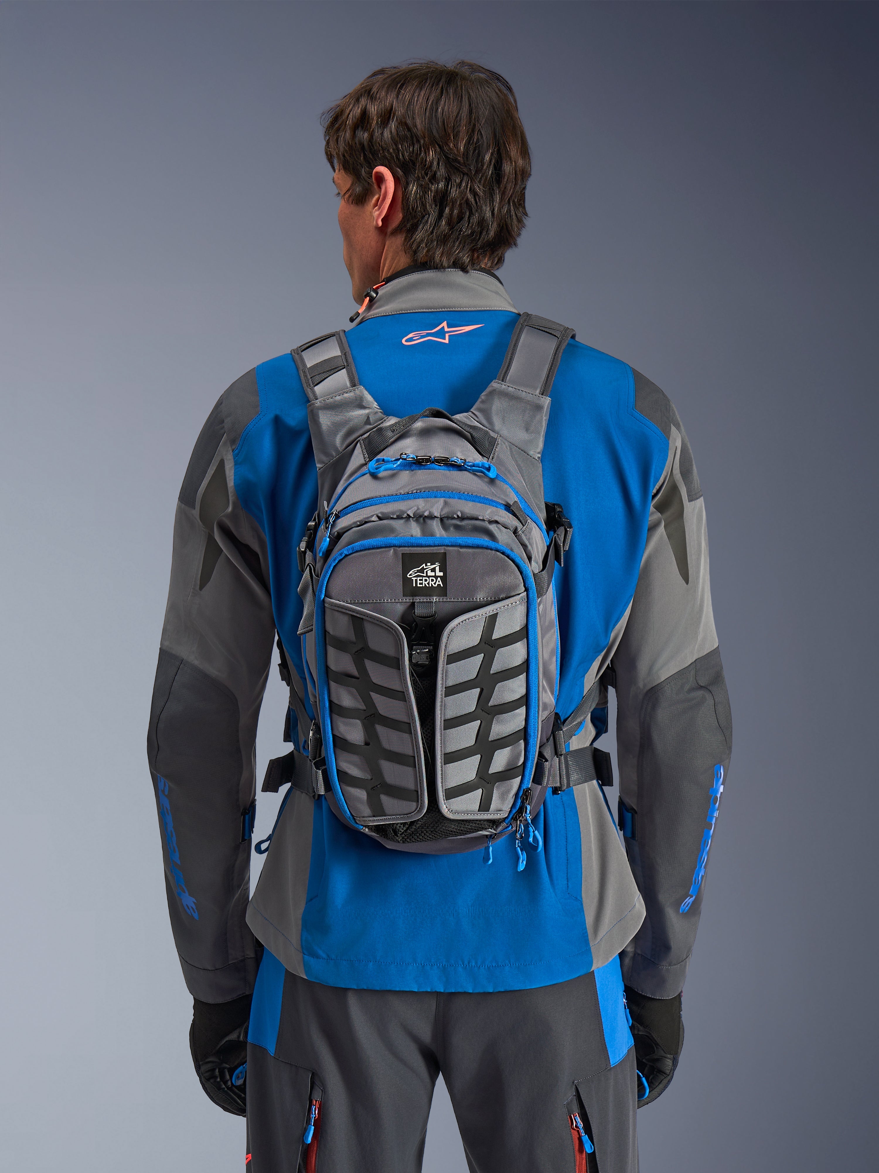 AT-15 - Gray Motorcycle Backpack | Alpinestars®