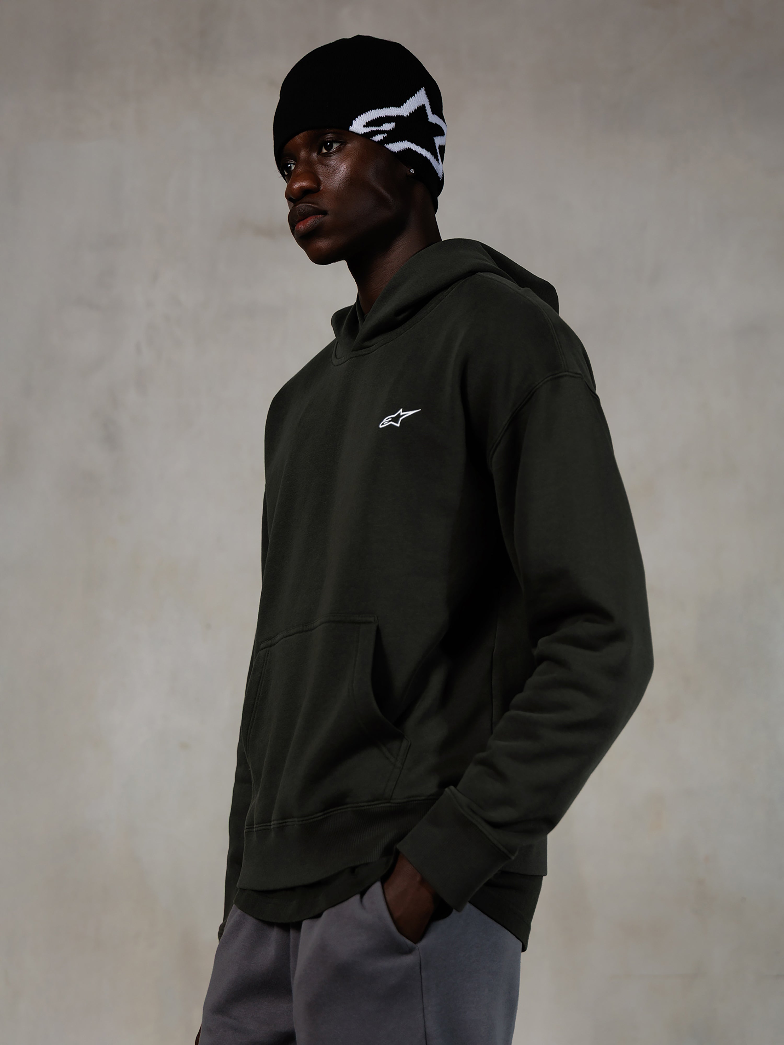 Essentials Ageless Hoodie - Black Sportswear Hoodie | Alpinestars®