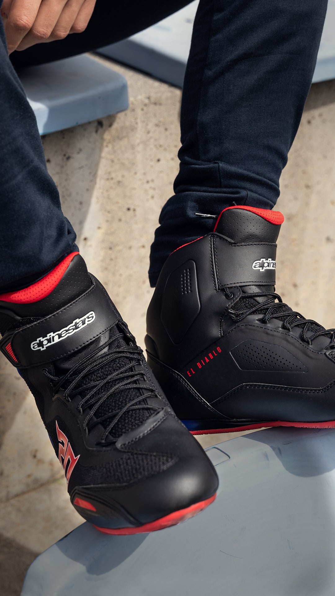 FQ20 Sektor Shoes BLACK RACING/SPORT Footwear