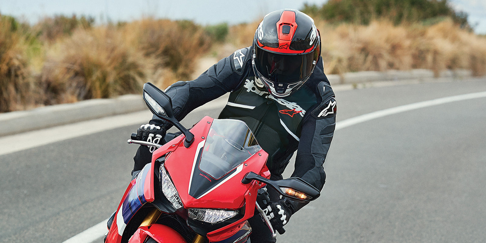 Atem V5 - Black Motorcycle Jacket | Alpinestars®