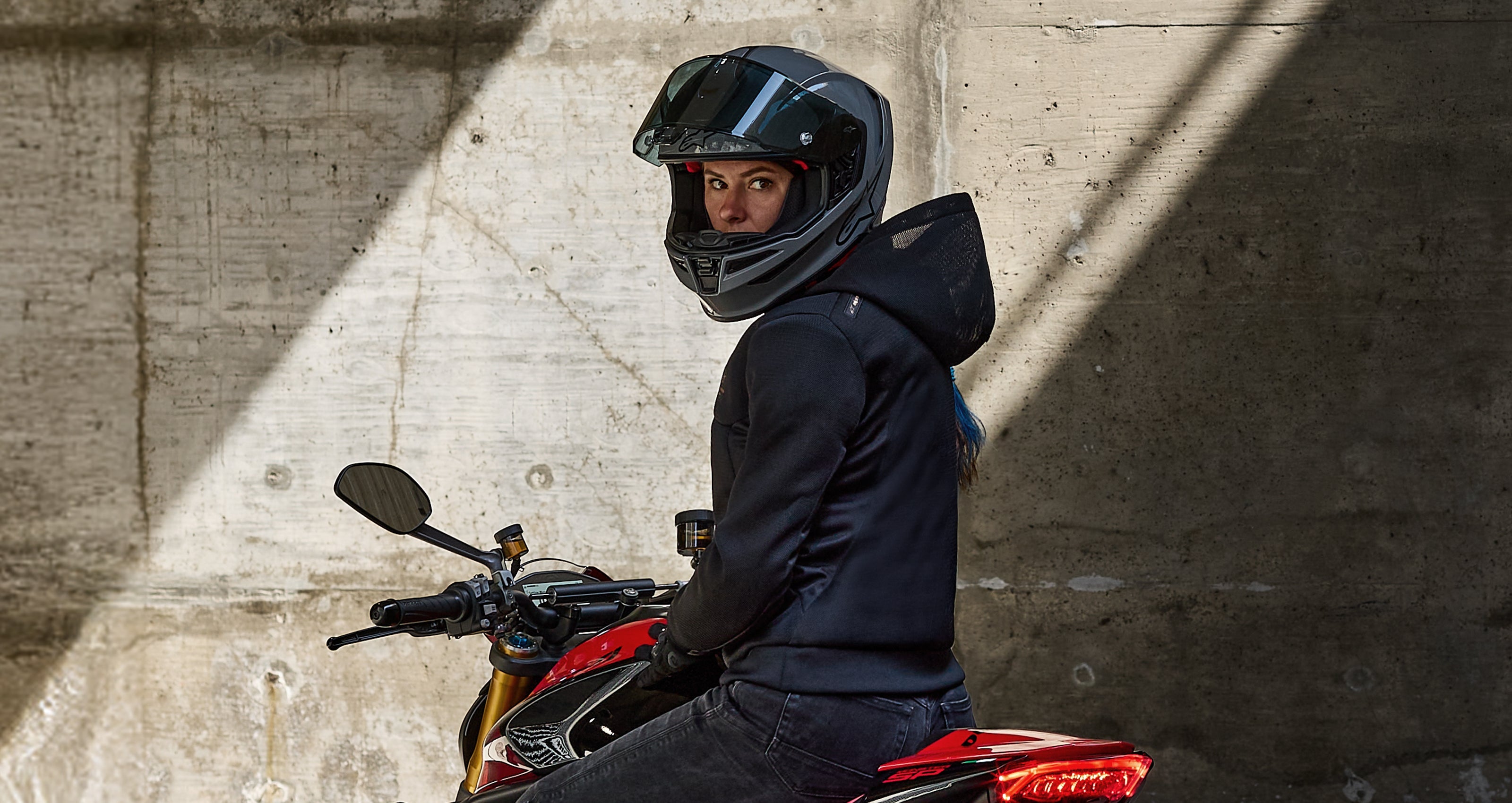 Stella Chrome Superairflow - Orange Motorcycle Hoodie | Alpinestars®