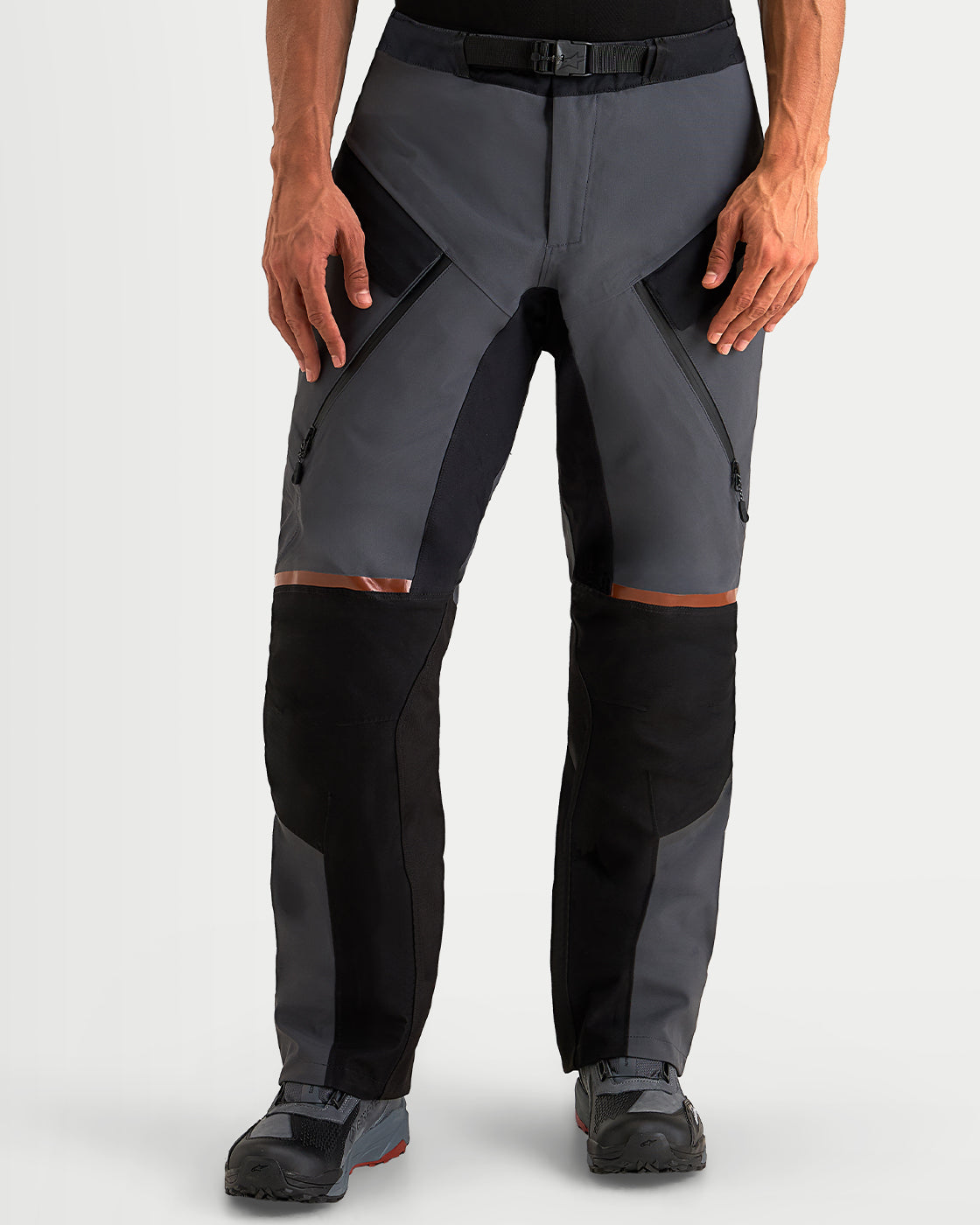 ST-7 V2 GORE-TEX® - Black Motorcycle Pants | Alpinestars®