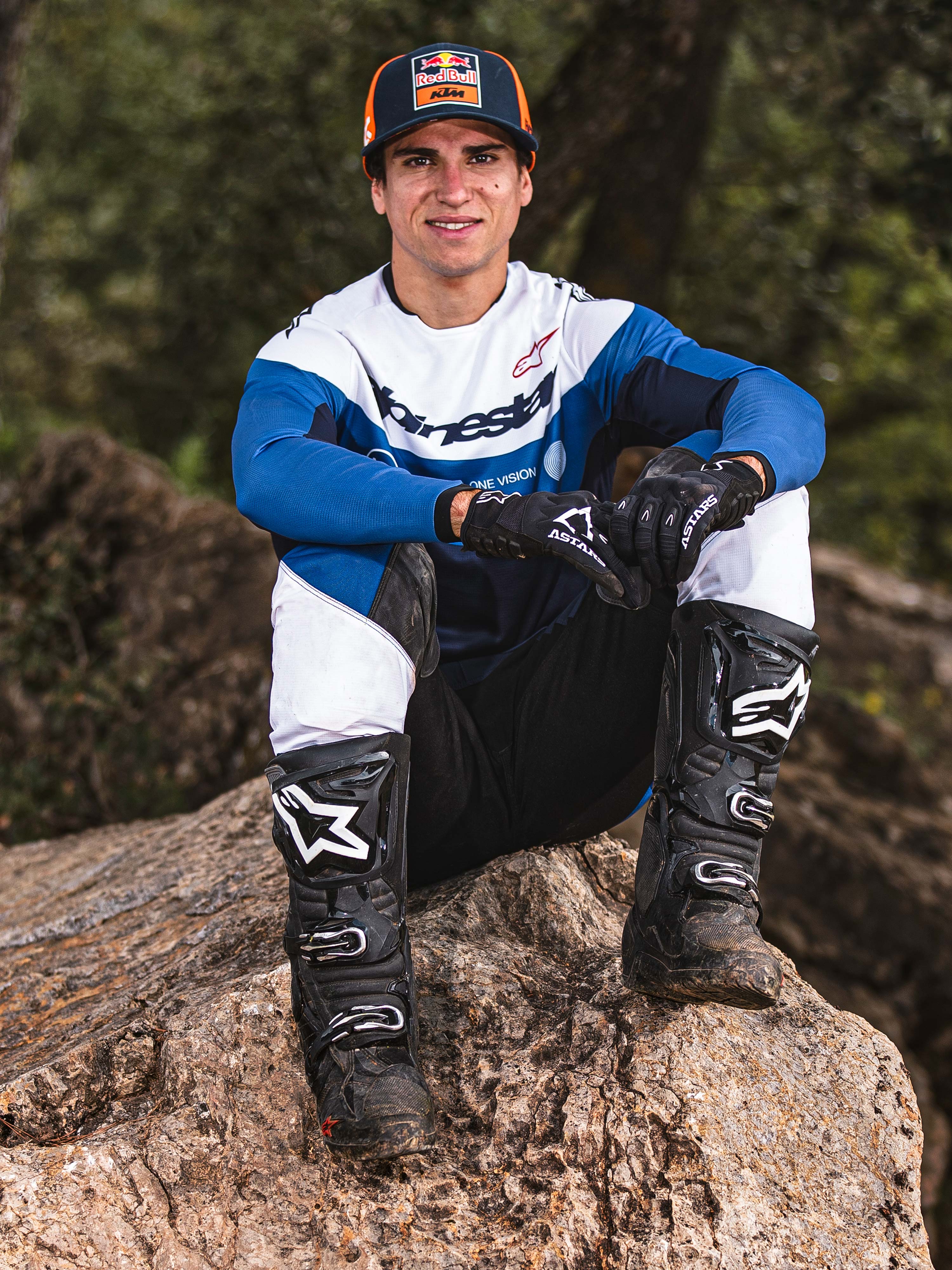 Tech 10 Enduro - Bright Red MX Boots | Alpinestars®