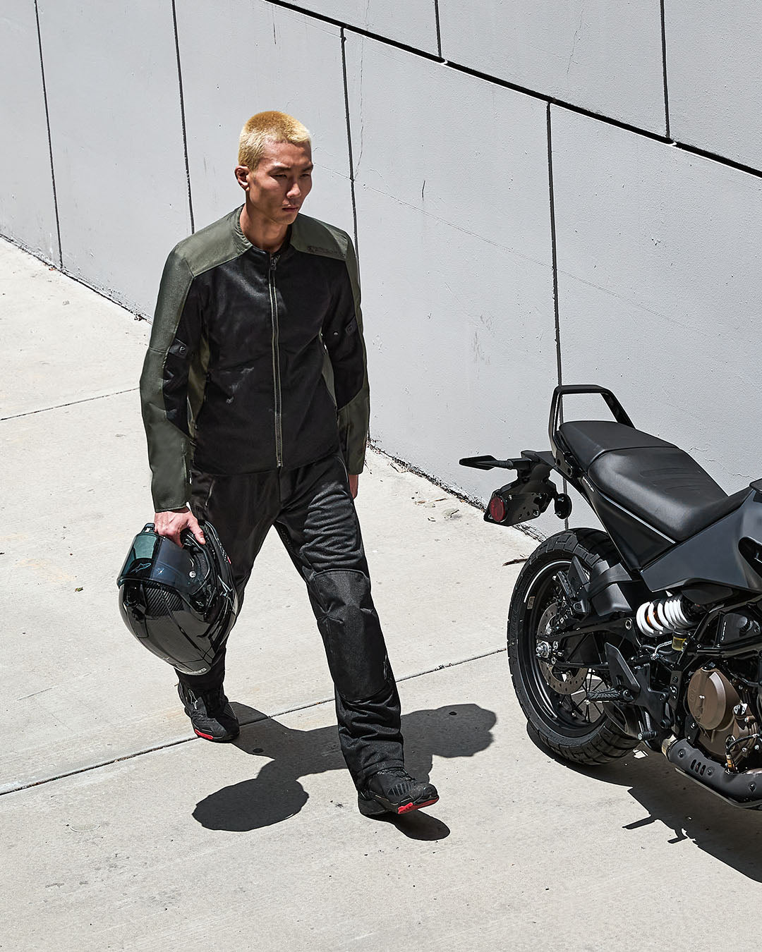 C-1 Air - Black Motorcycle Jacket | Alpinestars®