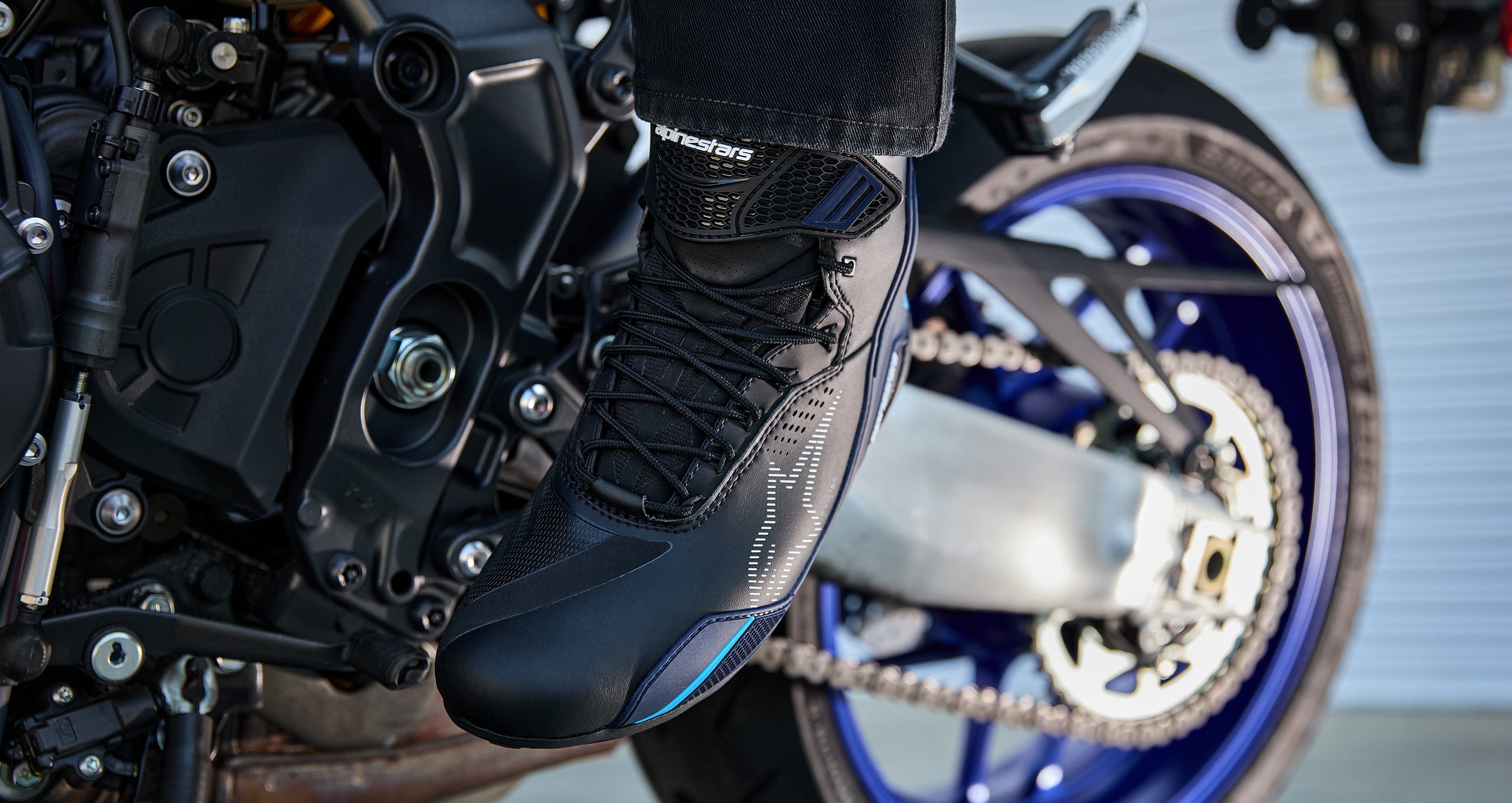 Image 68253643080058