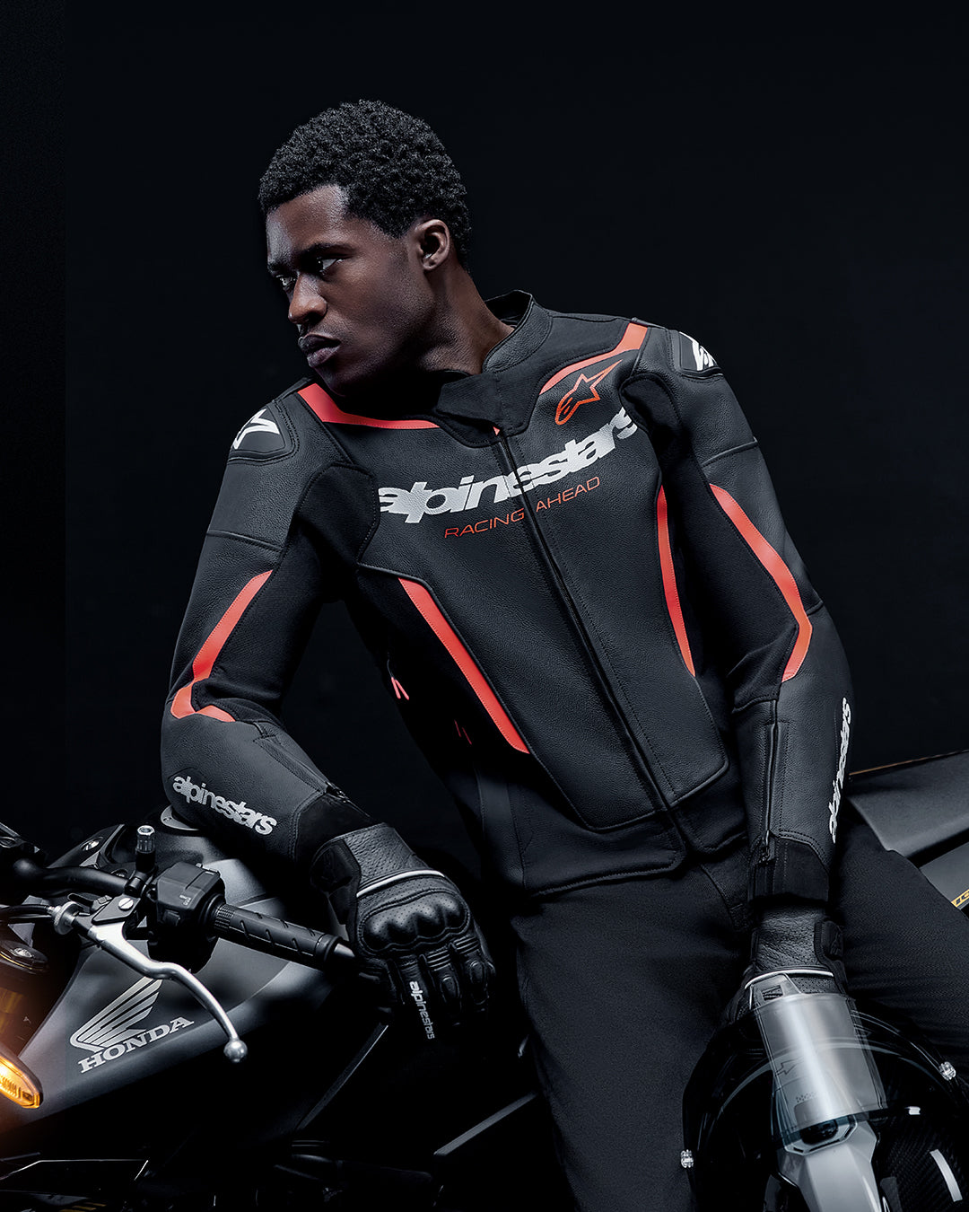 バイクウェア・装備 alpinestars GP FORCE LEATHER JACKET GP Force V2 - Black Motorcycle Jacket | Alpinestars®
